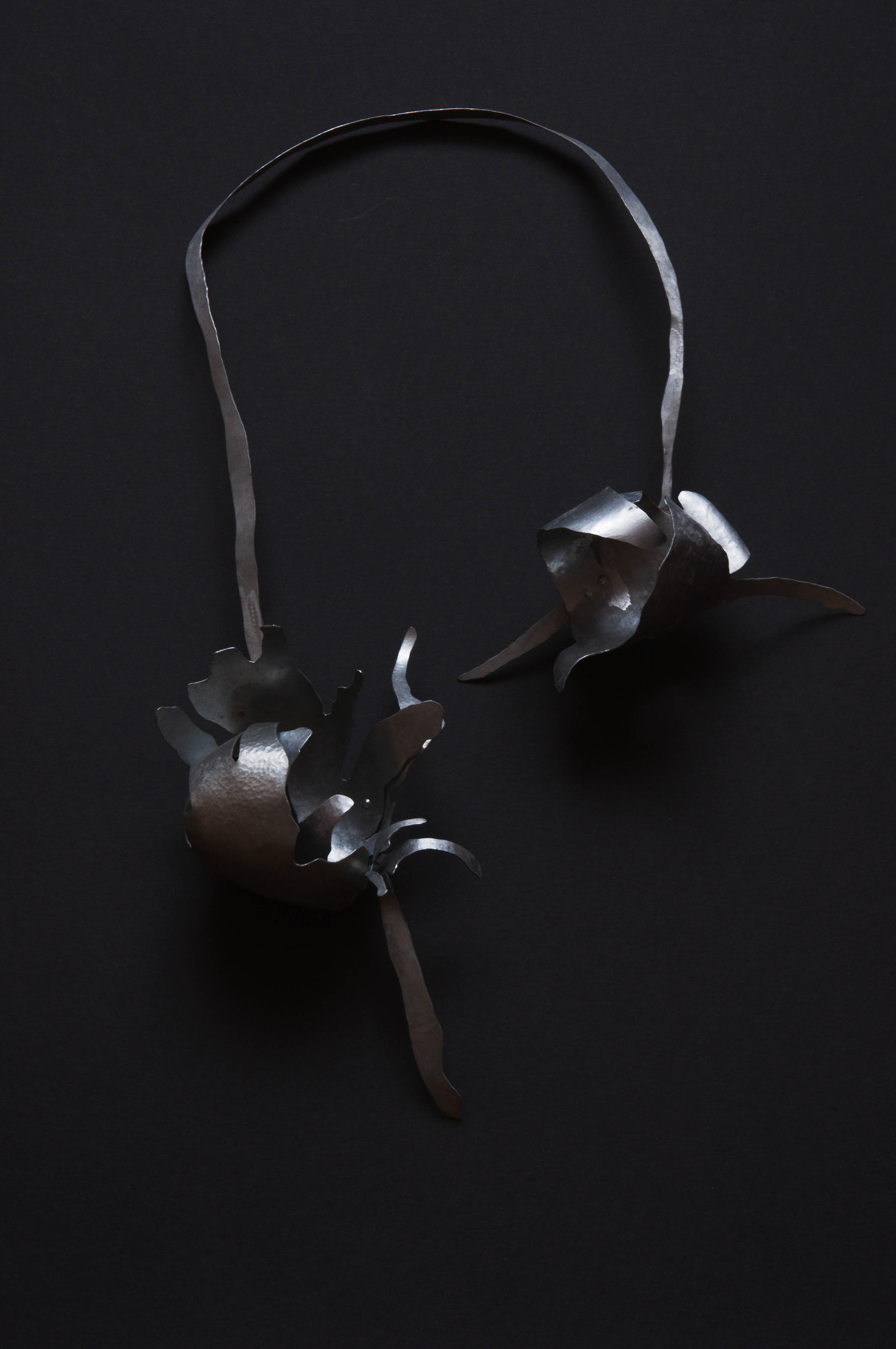 Skvrny, náhrdelník, 2011
