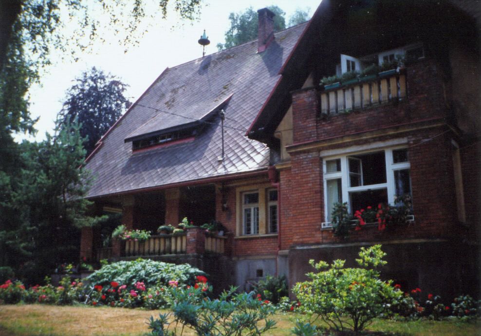 Červená vila Josefa Binka. Zdroj: Archiv rodiny