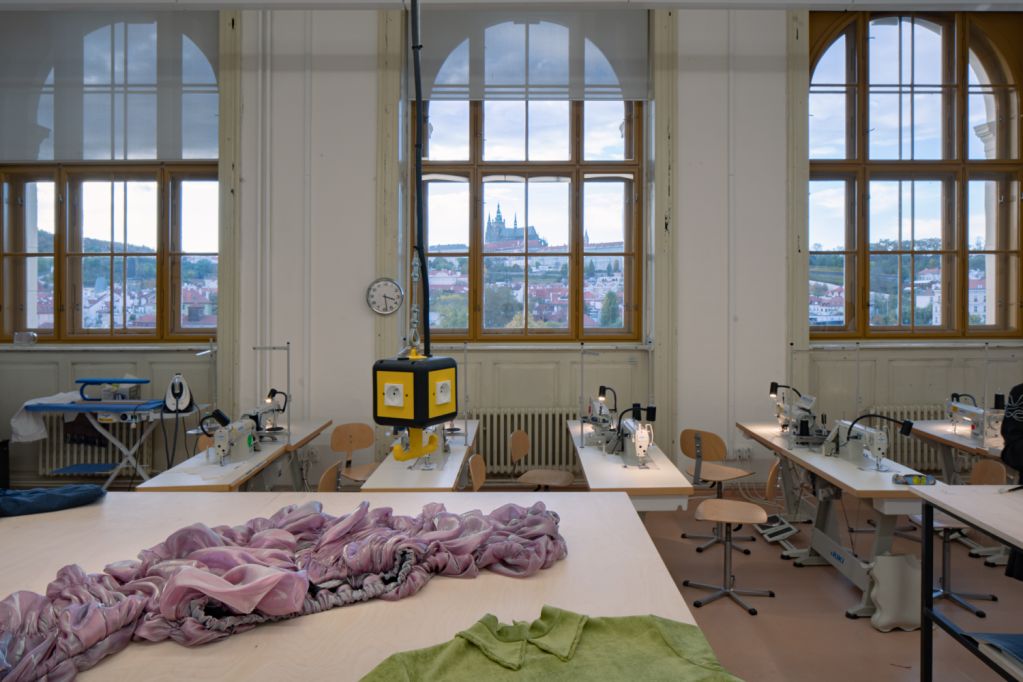 Krejčovská dílna, foto: Vojtěch Votýpka Krejčovská dílna, foto: Vojtěch Votýpka