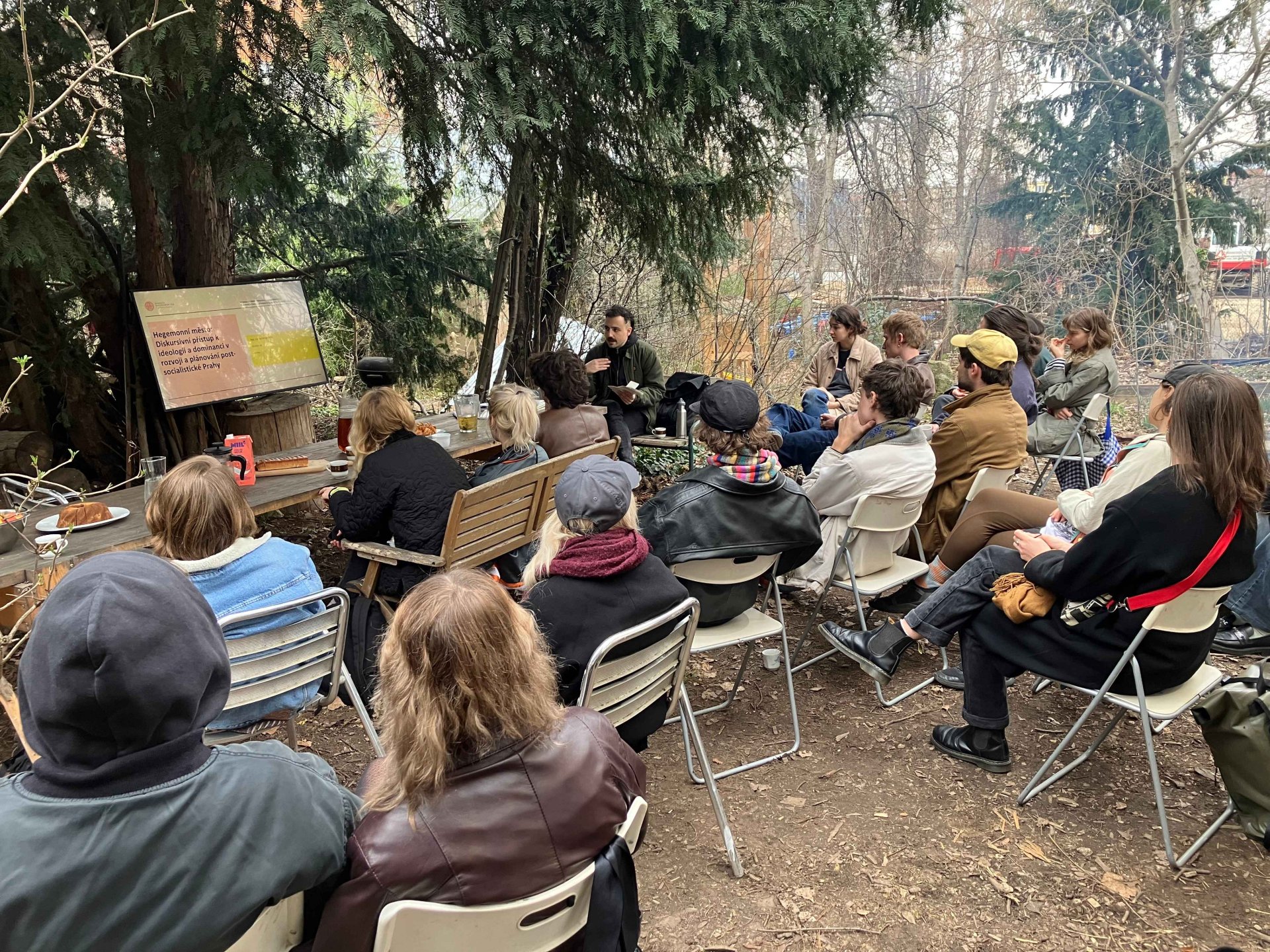 MĚSTO, KRAJINA, EKOLOGIE 