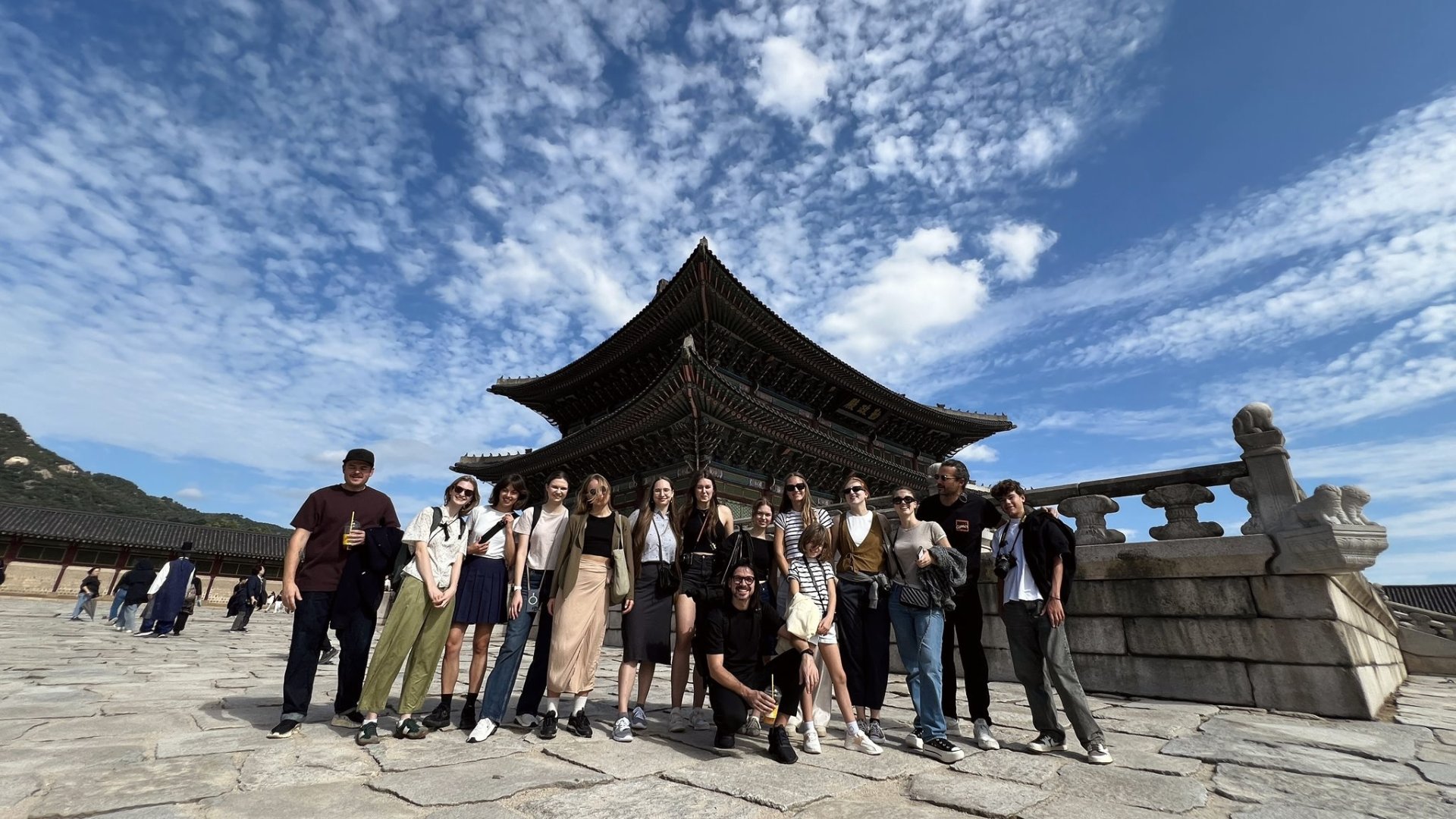 UMPRUM Online // D2 v Soulu. Reportáž Ateliéru designu nábytku a interiéru