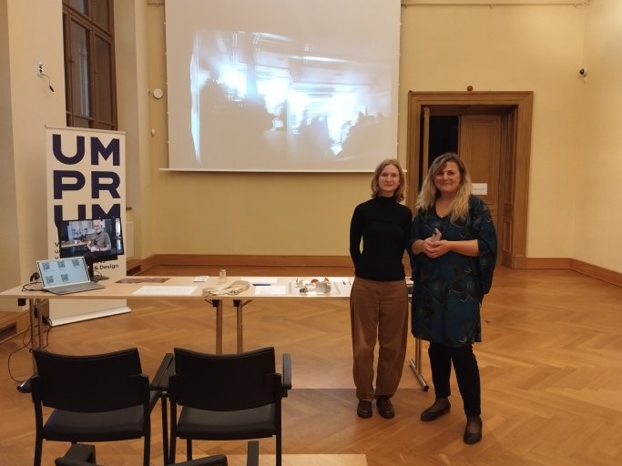 Štěpánka Břečková (UMPRUM) a Martina Chadimová, vedoucí restaurátorského oddělení UPM