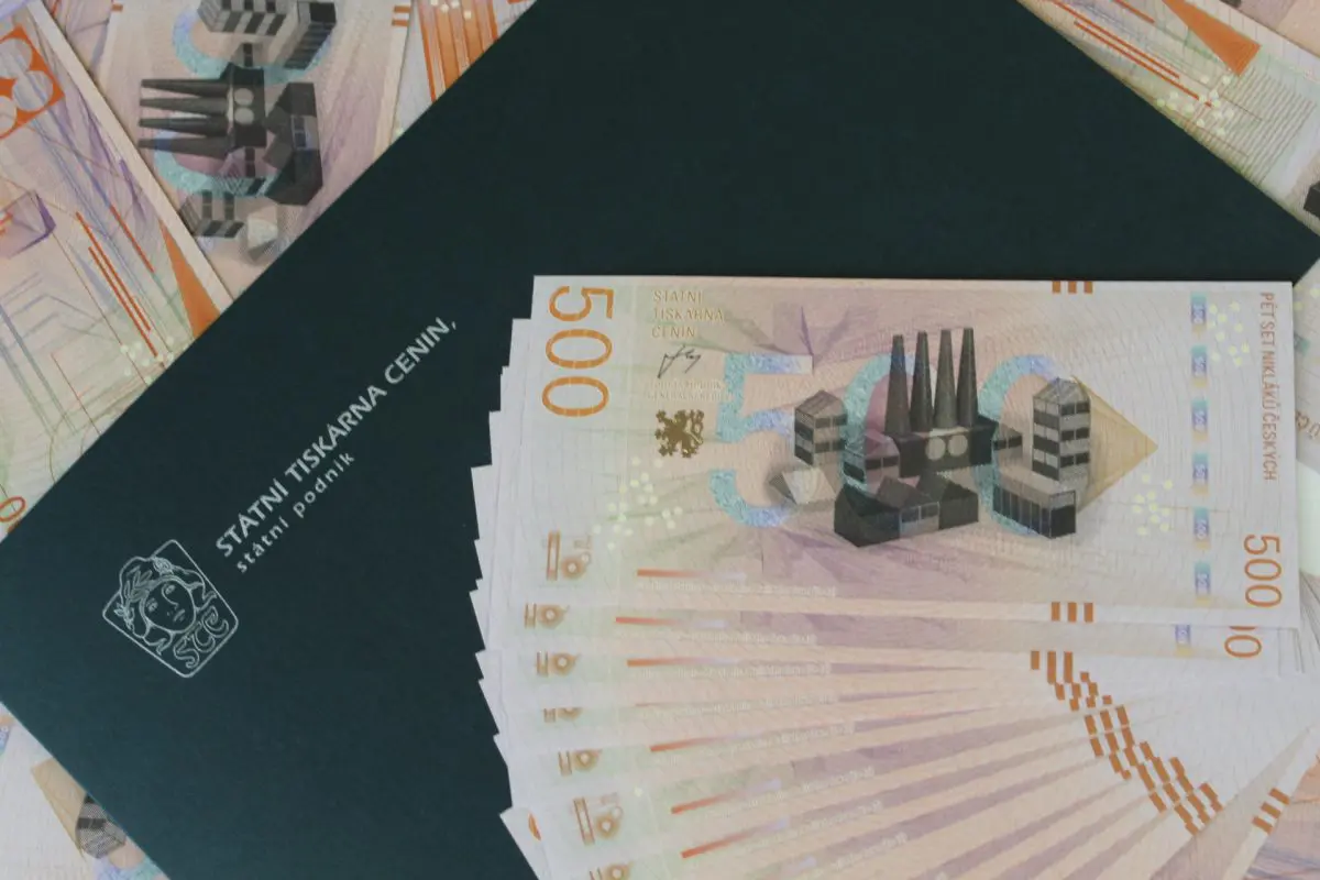 Kolekce pamětních listů od Tuana Vuonga se rozšiřuje