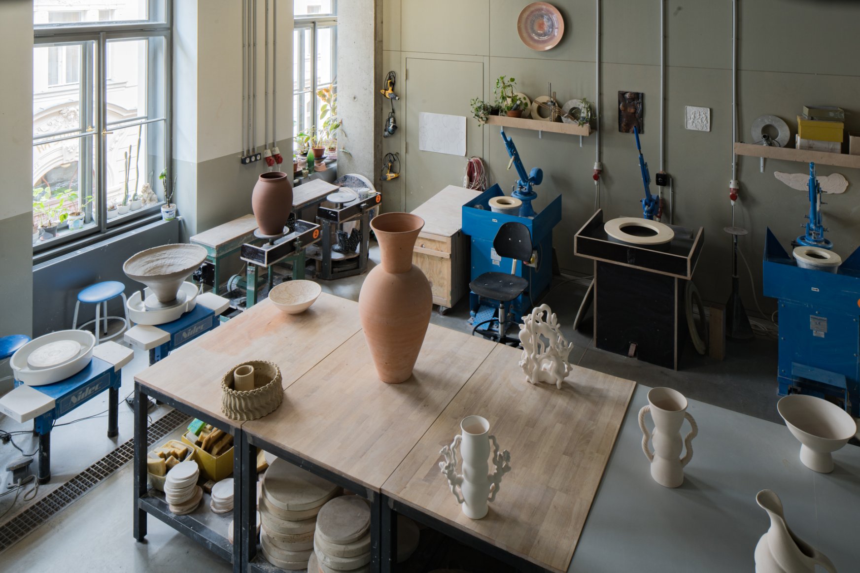 Nabídka stáží v ateliérech K.O.V., Skla a Keramiky a porcelánu
