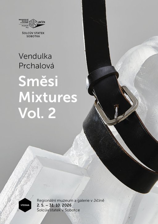 Vendulka Prchalová v lapidáriu Šolcova statku