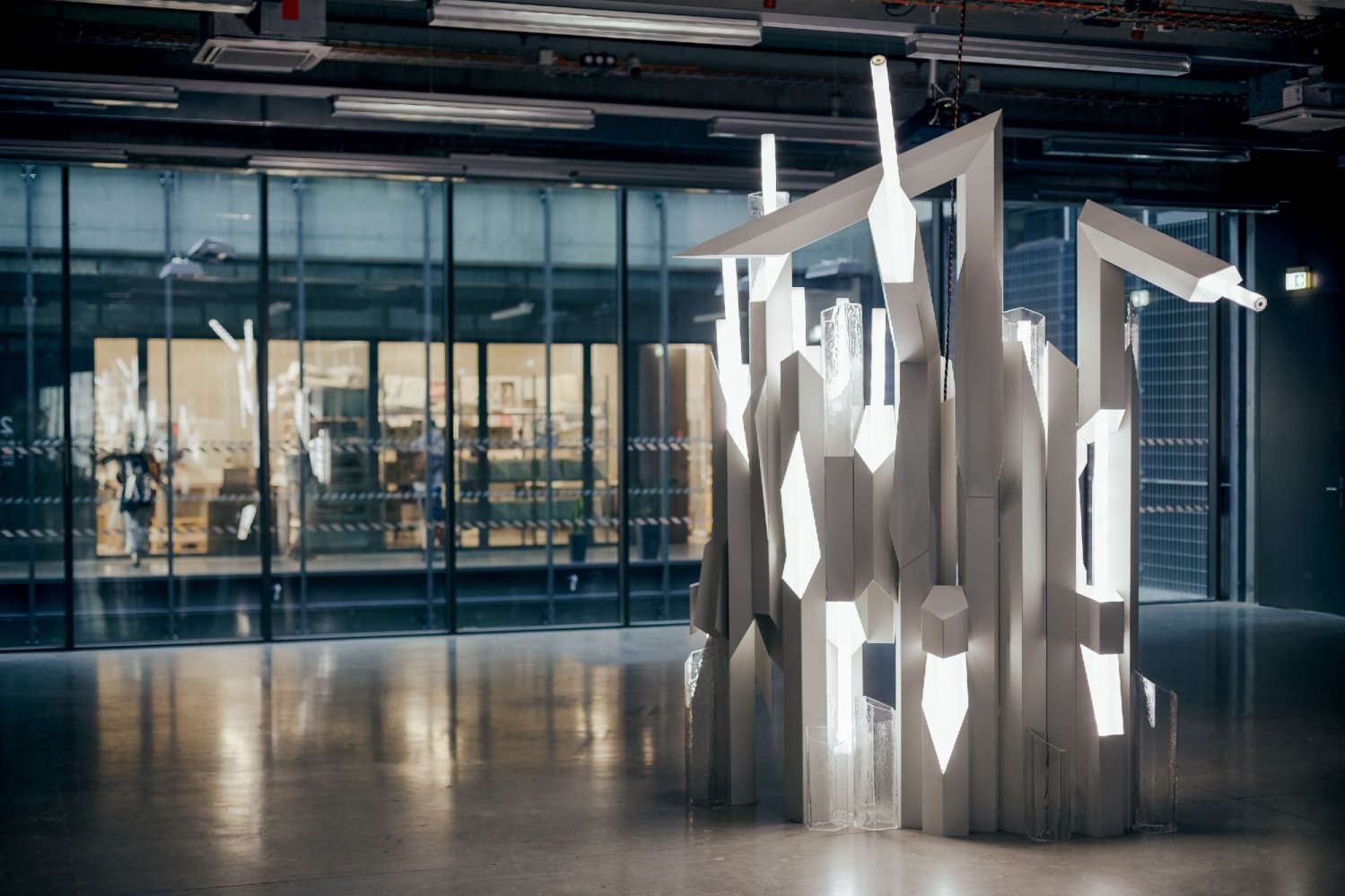 UMPRUM Online // Vojtěch Kordovský a... INTRA