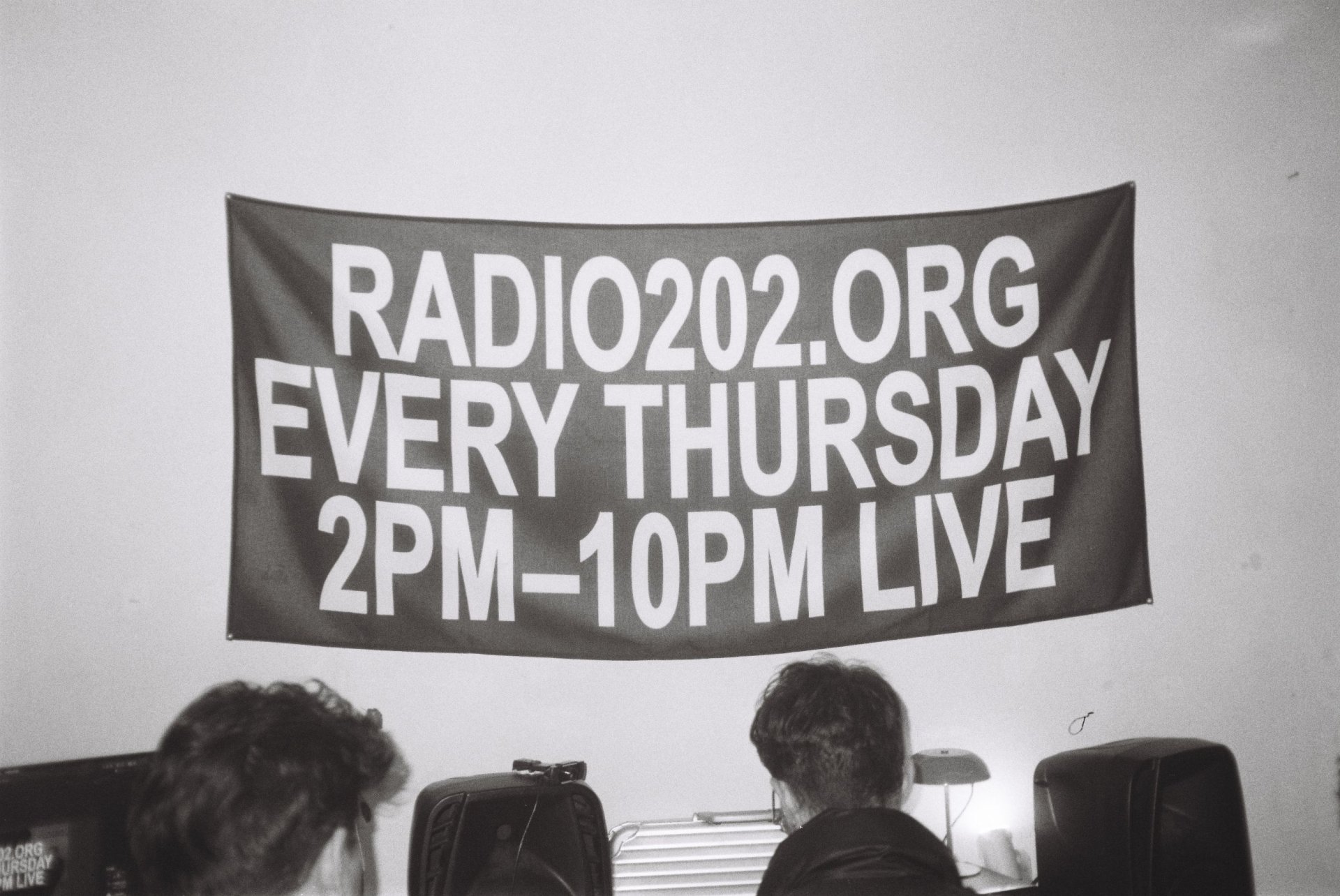 UMPRUM Online // Položit hračky na zem a nechat si s nima hrát všechny – rozhovor zachycující platformu radio202