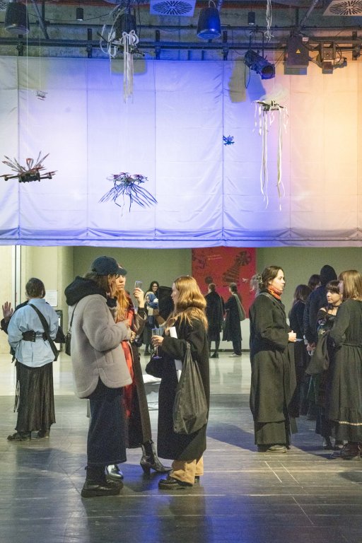 UMPRUM Online // O výstavě Hodina odsud