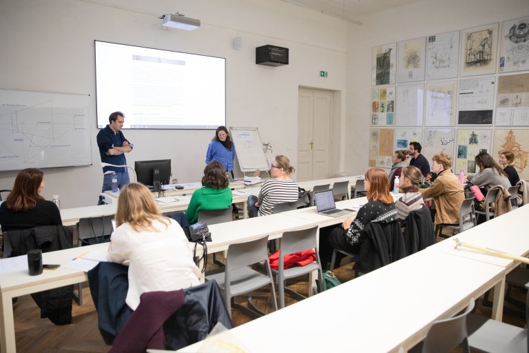 Výtvarná kritika a současné umění